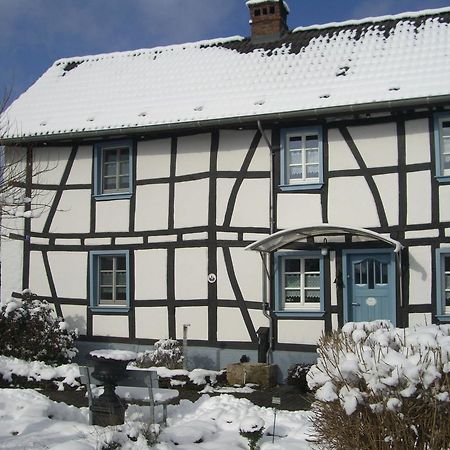 Haus-Hoeppches Blankenheim  Bilik gambar