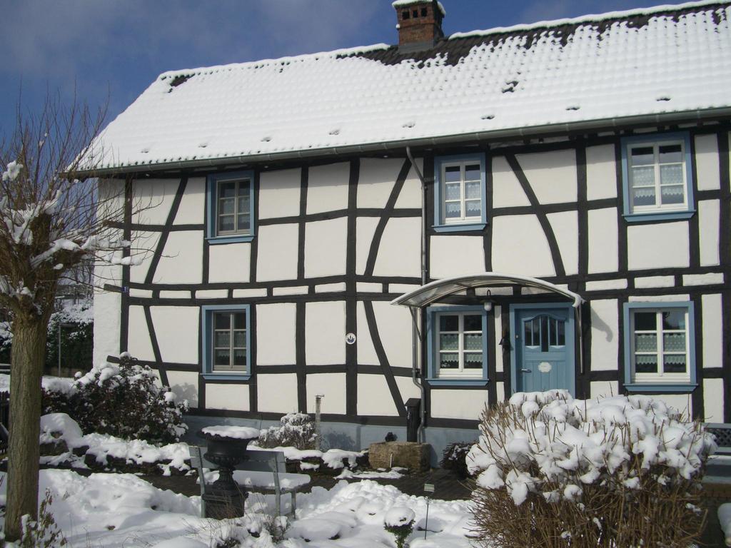 Haus-Hoeppches Blankenheim  Bilik gambar